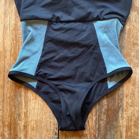 NWOT L Space Fireside one piece swimsuit - Picture 7 of 10